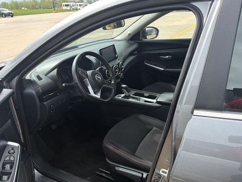 Used 2025 Nissan Sentra SR FWD image 5