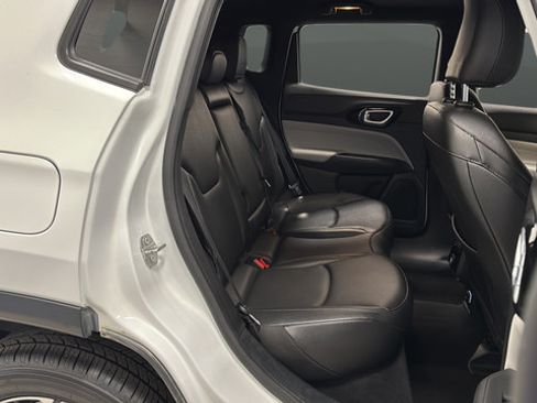Used 2025 Jeep Compass Limited AWD/4WD image 23