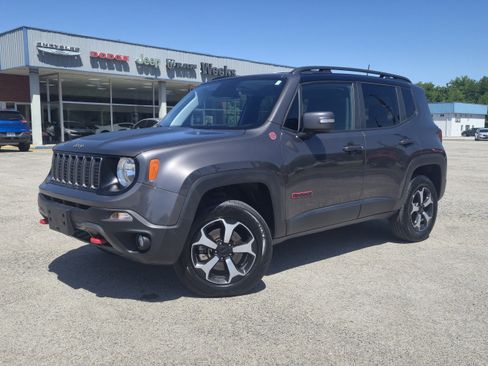 Used 2020 Jeep Renegade Trailhawk w/ Cold Weather Group AWD/4WD image 21
