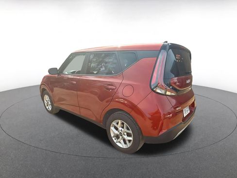 Used 2025 Kia Soul LX w/ LX Technology Package image 14