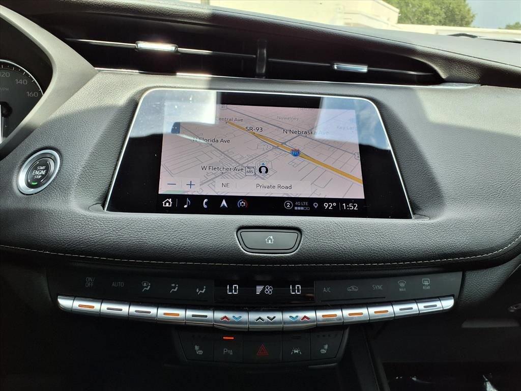 Used 2022 Cadillac XT4 Luxury w/ Cold Weather Package FWD image 24