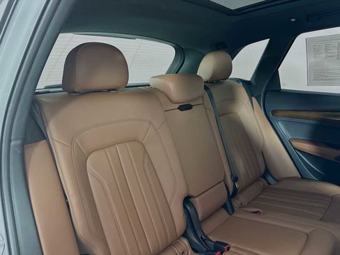 Used 2024 Audi Q5 2.0T Premium image 23