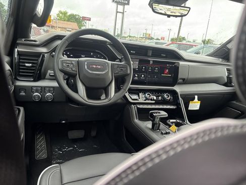 New 2026 GMC Sierra 1500 AT4X w/ LPO, Black Badging Package AWD/4WD image 18