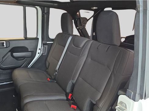 Used 2022 Jeep Wrangler Unlimited Sport AWD/4WD image 18