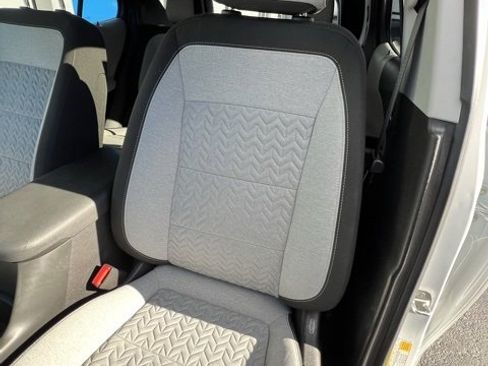 Used 2022 Chevrolet Equinox LS w/ LS Convenience Package image 10