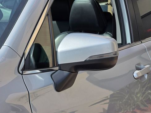 Used 2020 Subaru Forester Limited AWD/4WD image 9
