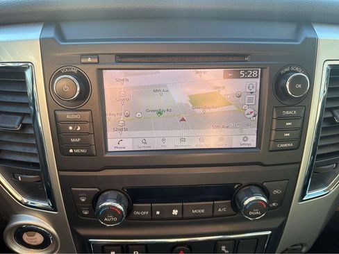 Used 2019 Nissan Titan SL w/ Chrome Package AWD/4WD image 21