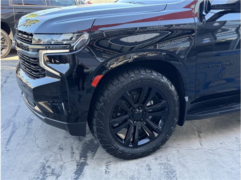 Used 2022 Chevrolet Suburban RST w/ Max Trailering Package AWD/4WD image 11