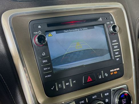 Used 2014 GMC Acadia Denali image 14