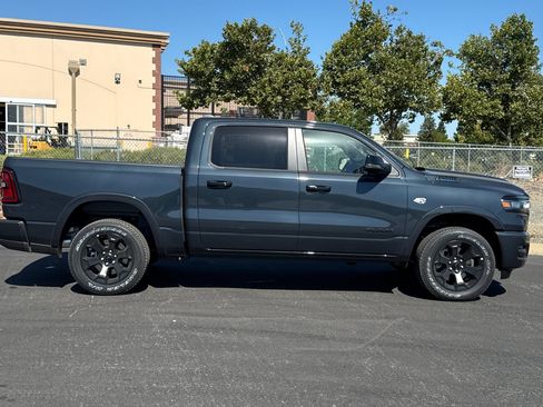 New 2026 RAM 1500 Big Horn AWD/4WD image 2