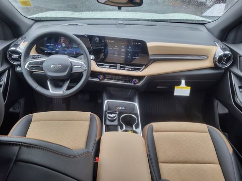 New 2026 Chevrolet Equinox ACTIV w/ Convenience Package III image 11