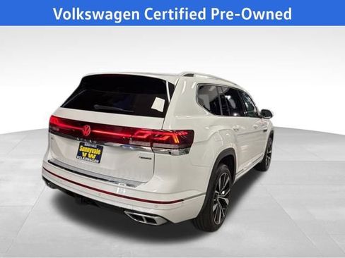 Certified 2024 Volkswagen Atlas SEL Premium R-Line image 9
