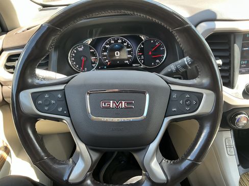 Used 2019 GMC Acadia Denali w/ Technology Package AWD/4WD image 16