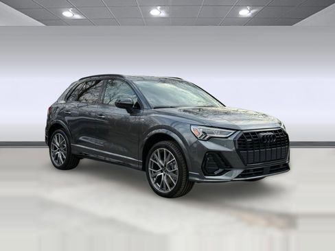 Certified 2025 Audi Q3 2.0T Premium Plus w/ Premium Plus Package image 7