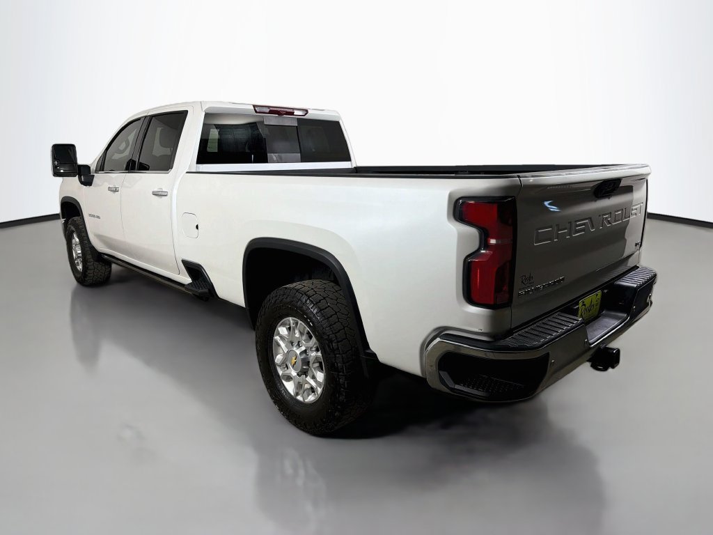 Used 2024 Chevrolet Silverado 3500 LTZ w/ LTZ Convenience Package AWD/4WD image 8