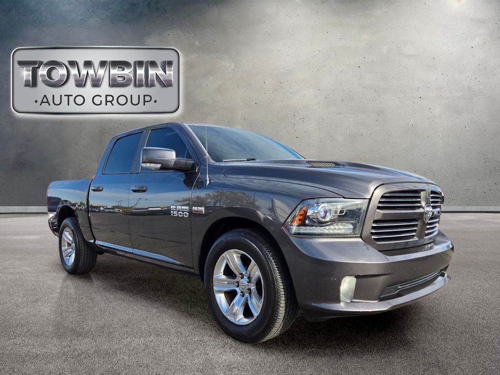 Used 2017 RAM 1500 Sport RWD image 2