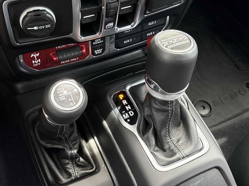 Used 2024 Jeep Wrangler Unlimited Rubicon 392 AWD/4WD image 16