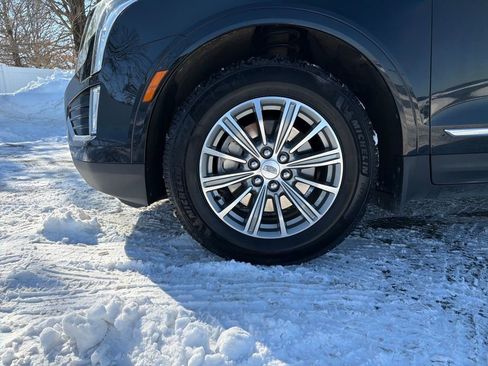 Used 2017 Cadillac XT5 Luxury w/ Driver Awareness Package image 37