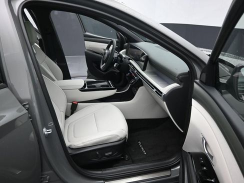 New 2026 Hyundai Tucson Limited image 40