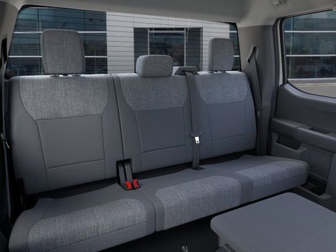 New 2025 Ford F250 XLT w/ FX4 Off-Road Package image 13