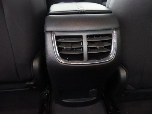 Used 2024 Chevrolet Malibu LT image 44