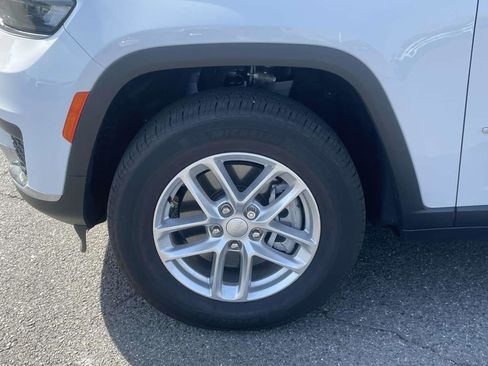 Certified 2025 Jeep Grand Cherokee L Laredo w/ Luxury Tech Group I image 12