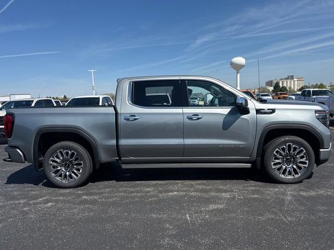 New 2026 GMC Sierra 1500 Denali Ultimate AWD/4WD image 9