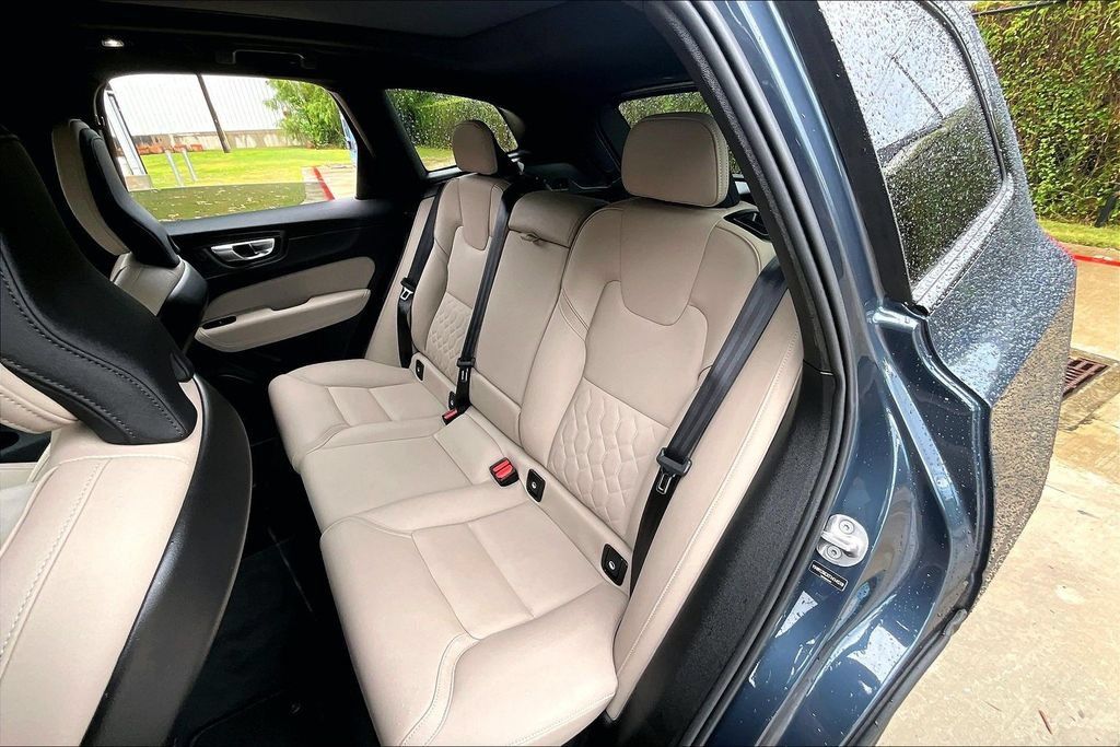 Certified 2026 Volvo XC60 B5 Plus AWD/4WD image 35