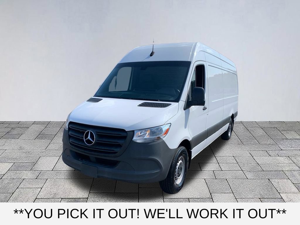 Used 2023 Mercedes-Benz Sprinter 2500 image 3
