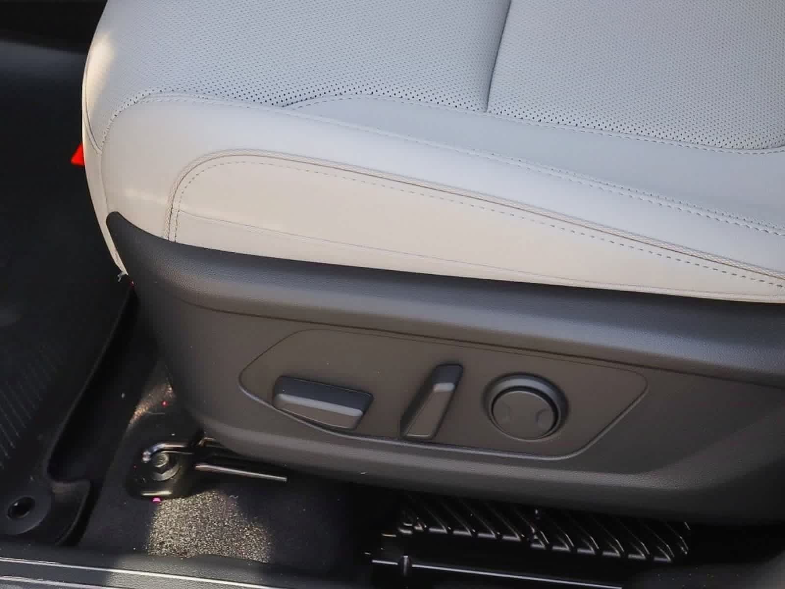 New 2026 Hyundai Tucson Limited AWD/4WD image 24