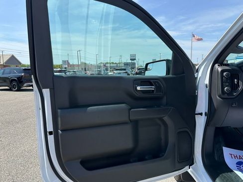 New 2026 Chevrolet Silverado 1500 W/T w/ WT Value Package AWD/4WD image 9