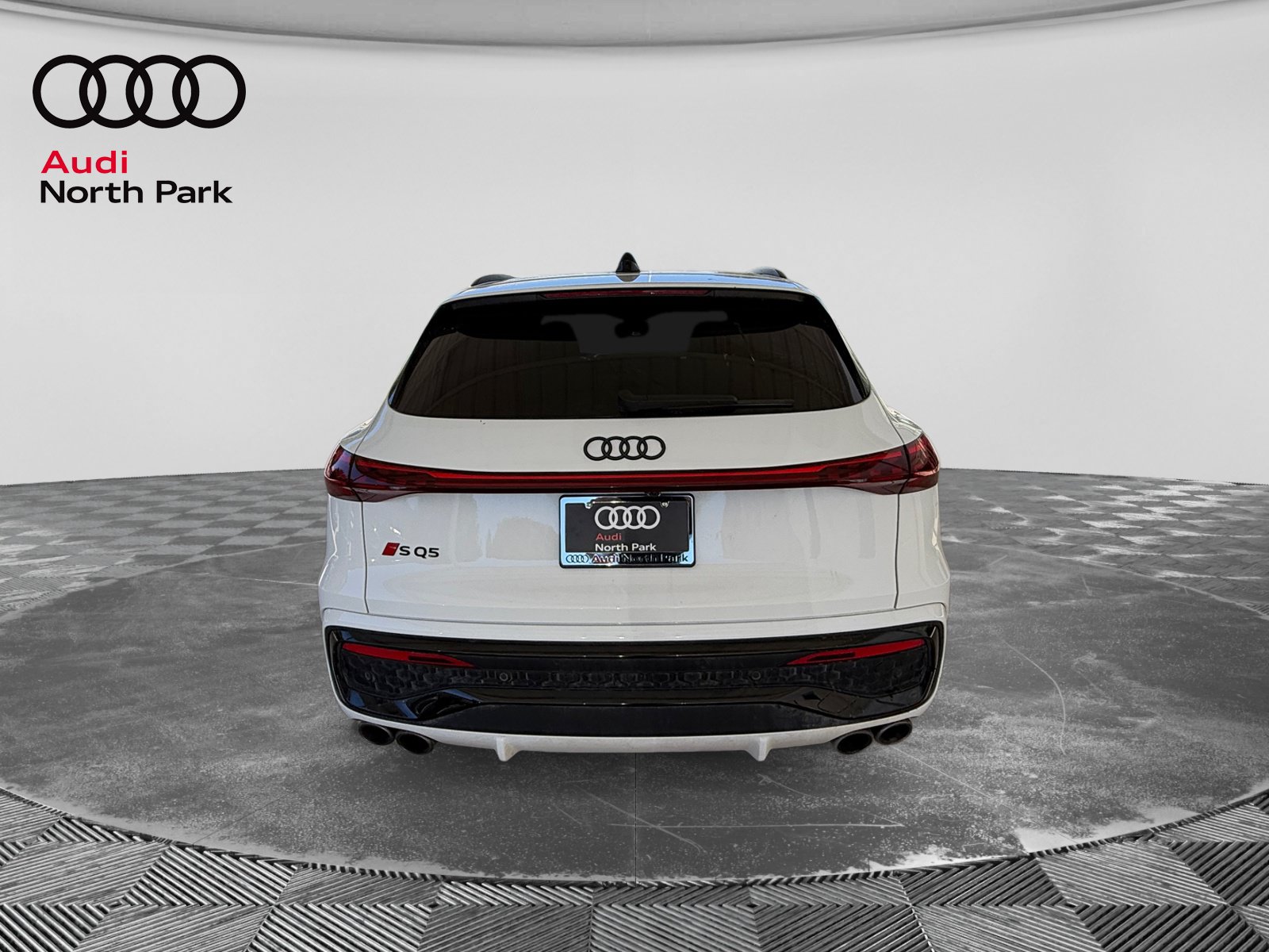Used 2025 Audi SQ5 Premium Plus AWD/4WD image 4