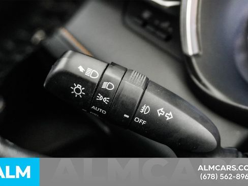 Used 2023 Toyota Highlander Bronze Edition image 30