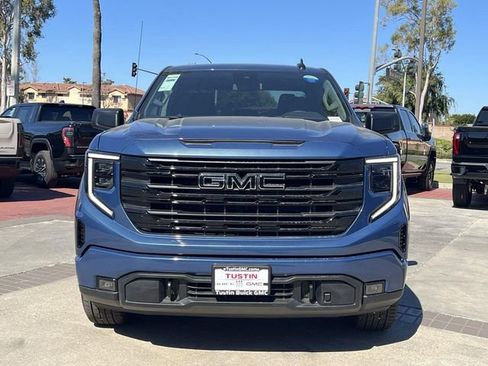 New 2026 GMC Sierra 1500 Elevation w/ LPO, Elevation Black Package image 8