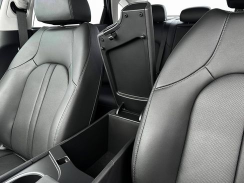 New 2025 Hyundai Sonata Limited FWD image 18