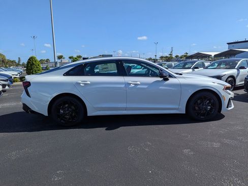 New 2026 Kia K5 GT-Line image 9