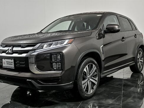 Used 2023 Mitsubishi Outlander Sport SE AWD/4WD image 5