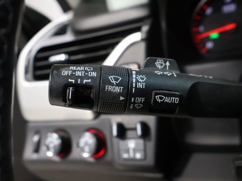 Used 2016 GMC Yukon XL SLT w/ Open Road Package image 41