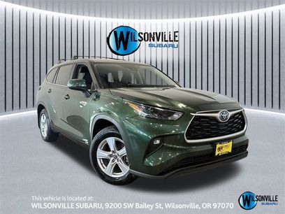 Used 2023 Toyota Highlander LE