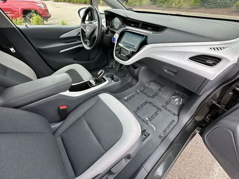 Used 2021 Chevrolet Bolt LT FWD image 20