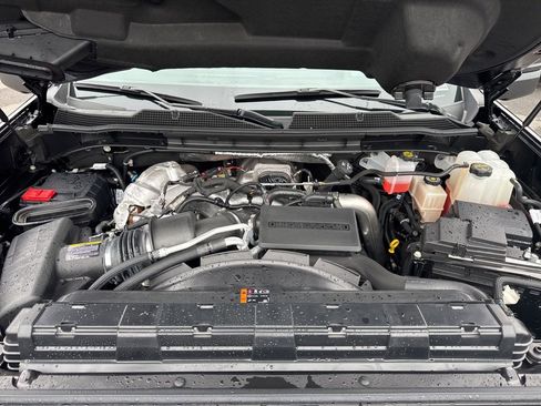 Used 2024 Chevrolet Silverado 2500 High Country w/ High Country Premium Package image 10