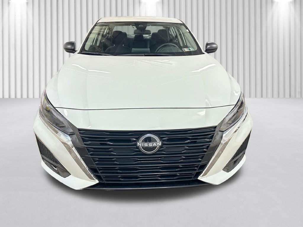 Used 2025 Nissan Altima 2.5 SV AWD/4WD image 14