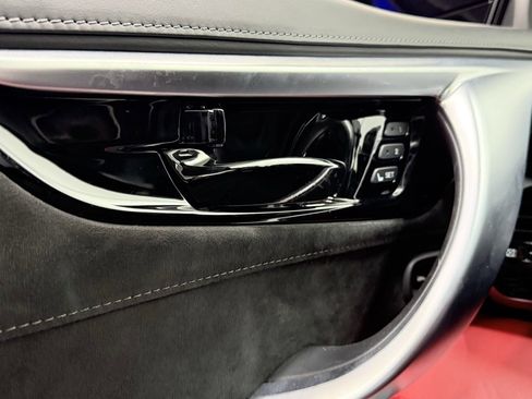 Used 2017 Acura NSX image 43