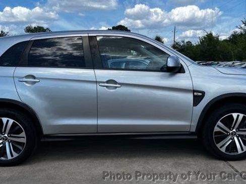 Used 2021 Mitsubishi Outlander Sport ES FWD image 5
