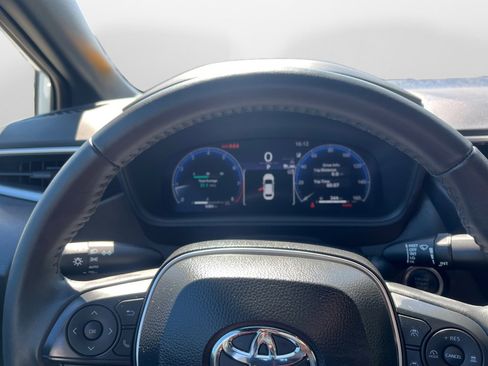 Used 2026 Toyota Corolla SE w/ SE Package FWD image 11