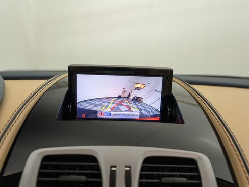 Used 2016 Aston Martin DB9 GT RWD image 43