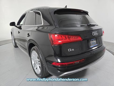 Used 2019 Audi Q5 2.0T Premium Plus w/ Premium Plus Package AWD/4WD image 4