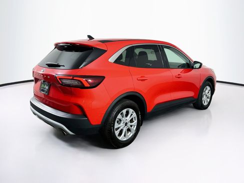 Used 2024 Ford Escape Active FWD image 9