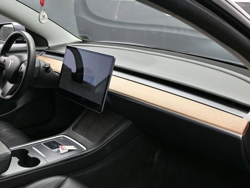 Used 2022 Tesla Model 3 Performance image 38