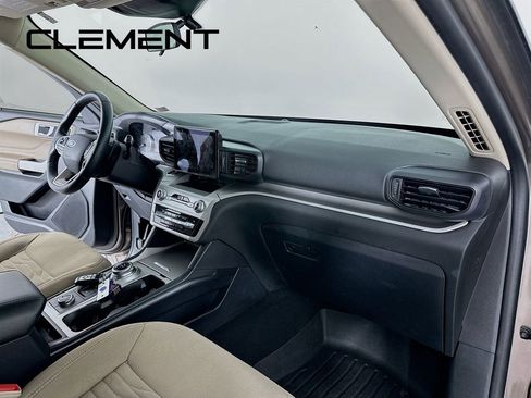 Used 2021 Ford Explorer XLT w/ Class III Trailer Tow Package image 35